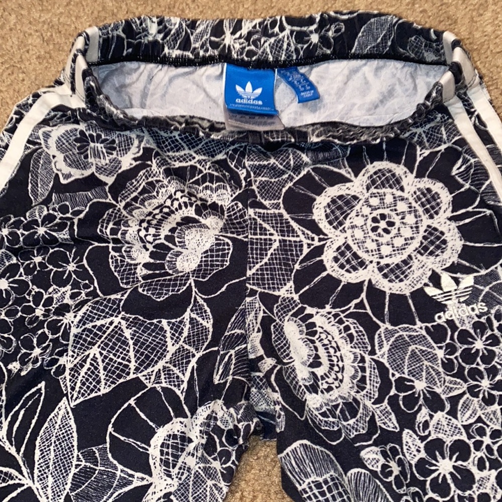 •ADIDAS• - Picture 13 of 13